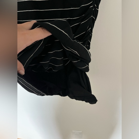 Sundry Ruched Sides T-shirt Dress black Striped - Picture 8 of 8